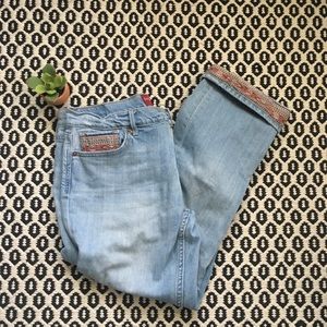 Lucky Brand Embroidered Lightwash Jeans sz 30